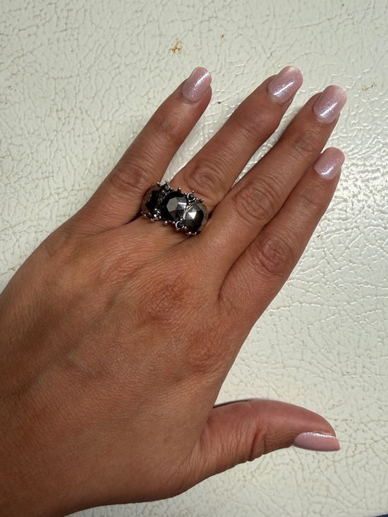 Jewelry - Black Gemstone Cocktail Ring - Women Jewelry